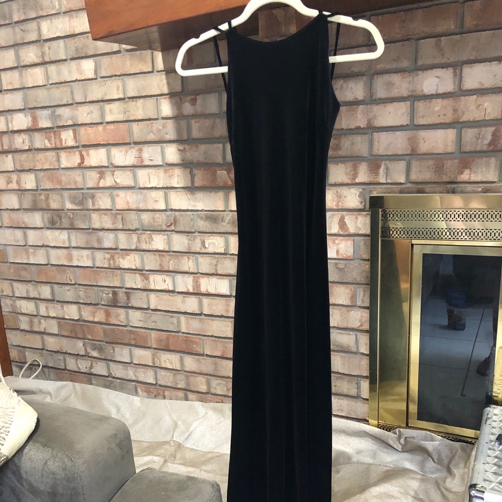 Long velvet dress . Strapped back